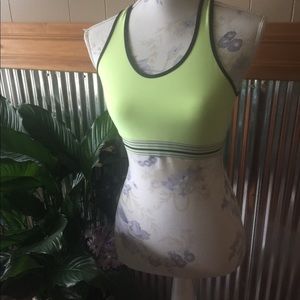 Under Armour Sports Bra Small